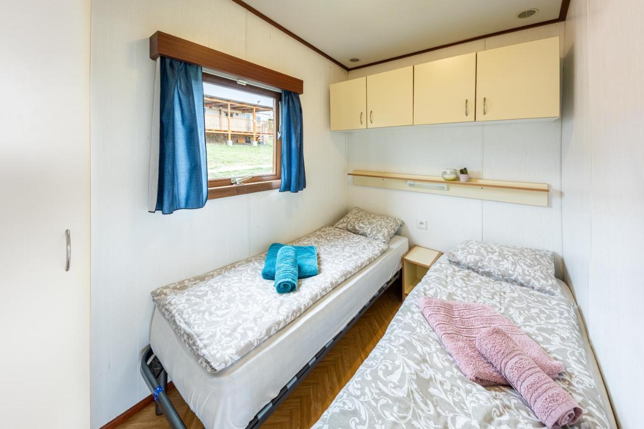 Mobilheim Chalet - Vyrovicka Prehrada Vyrovice 외부 사진